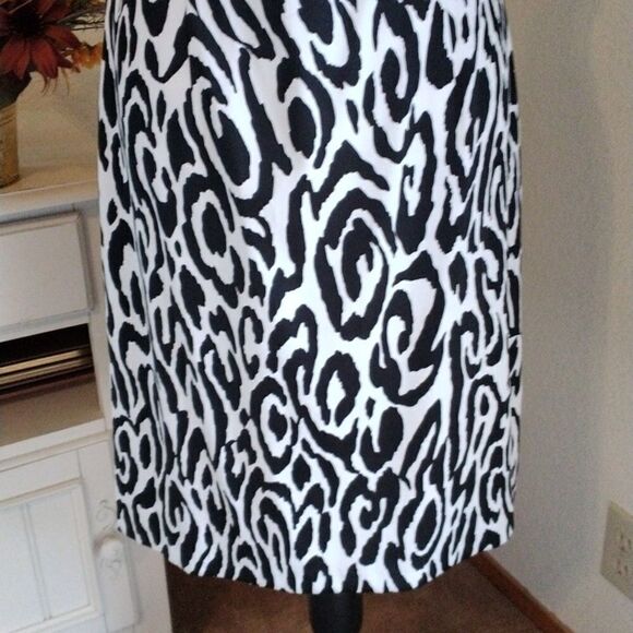 NEW Dressbarn Black and White Dress - Picture 3 of 11